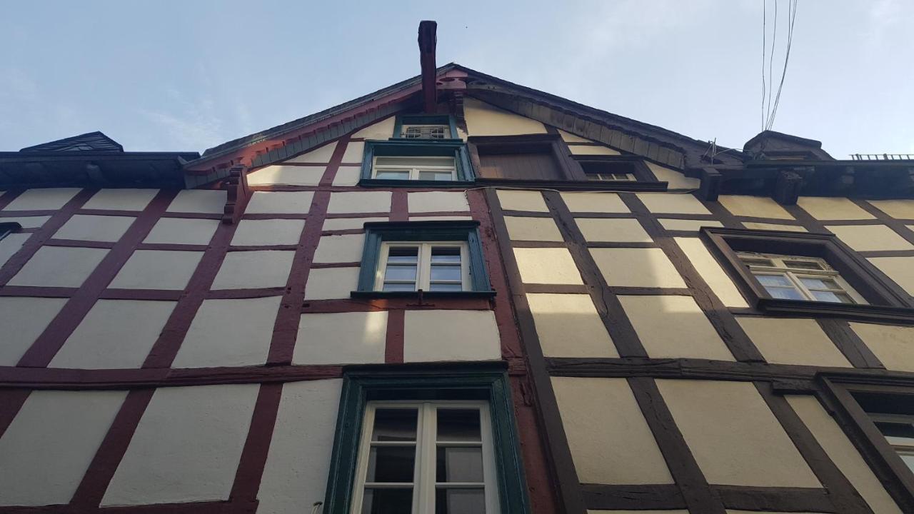 Historisches Haus Im Herzen Von Monschau Buitenkant foto