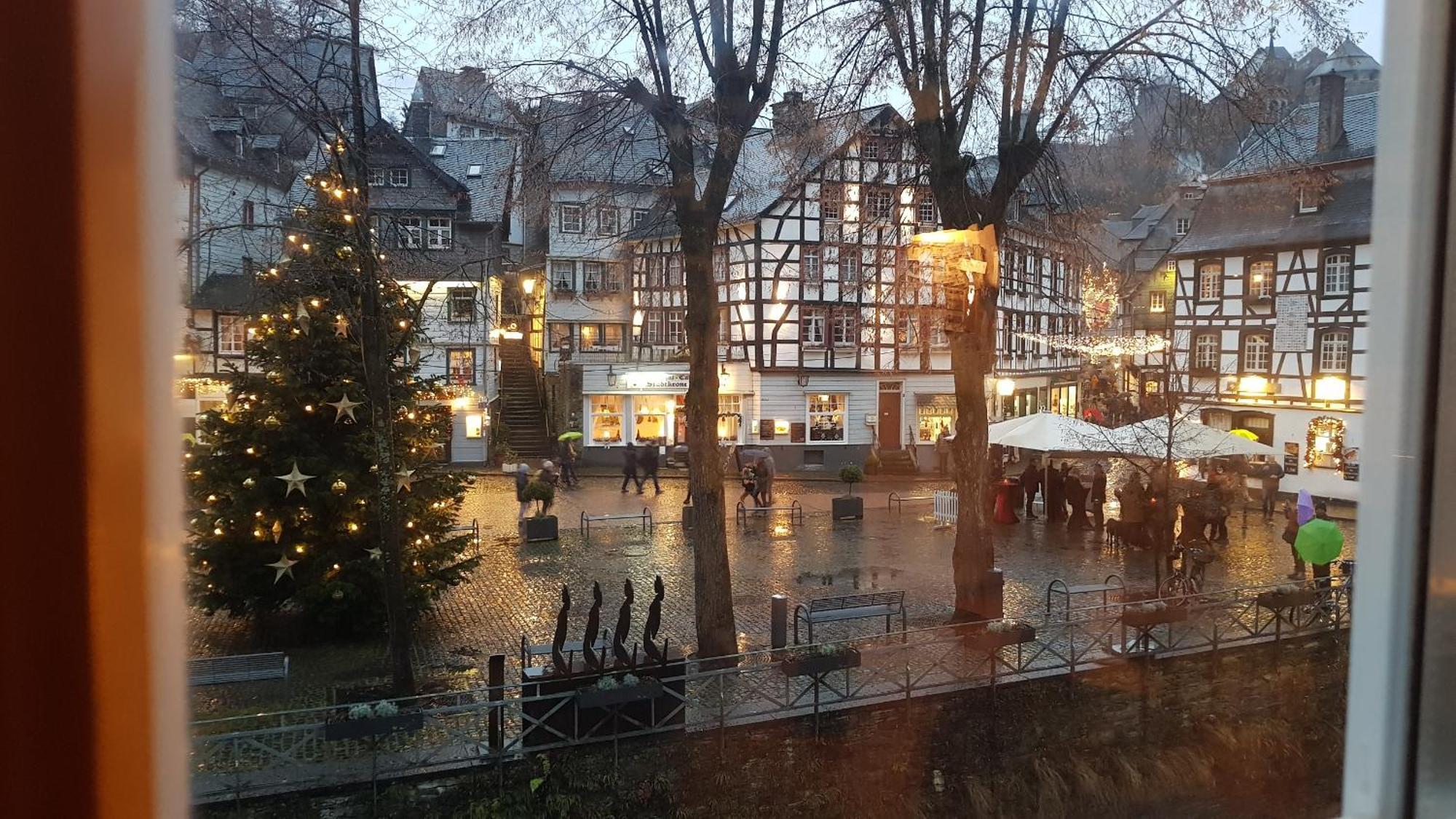 Historisches Haus Im Herzen Von Monschau Kamer foto